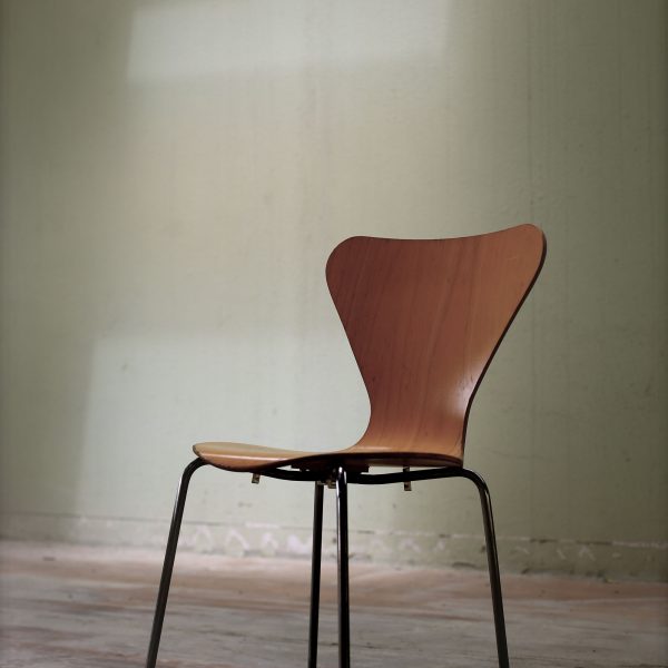 chair-contemporary-design-1420902